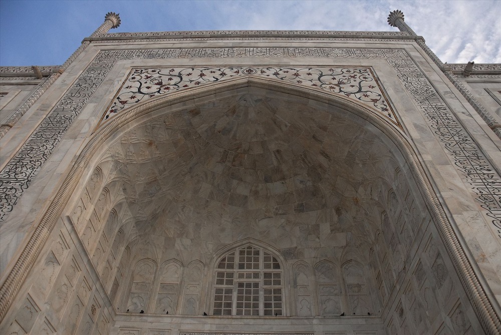 Thiết kế đối xứng được áp dụng toàn bộ kiến trúc Taj Mahal.