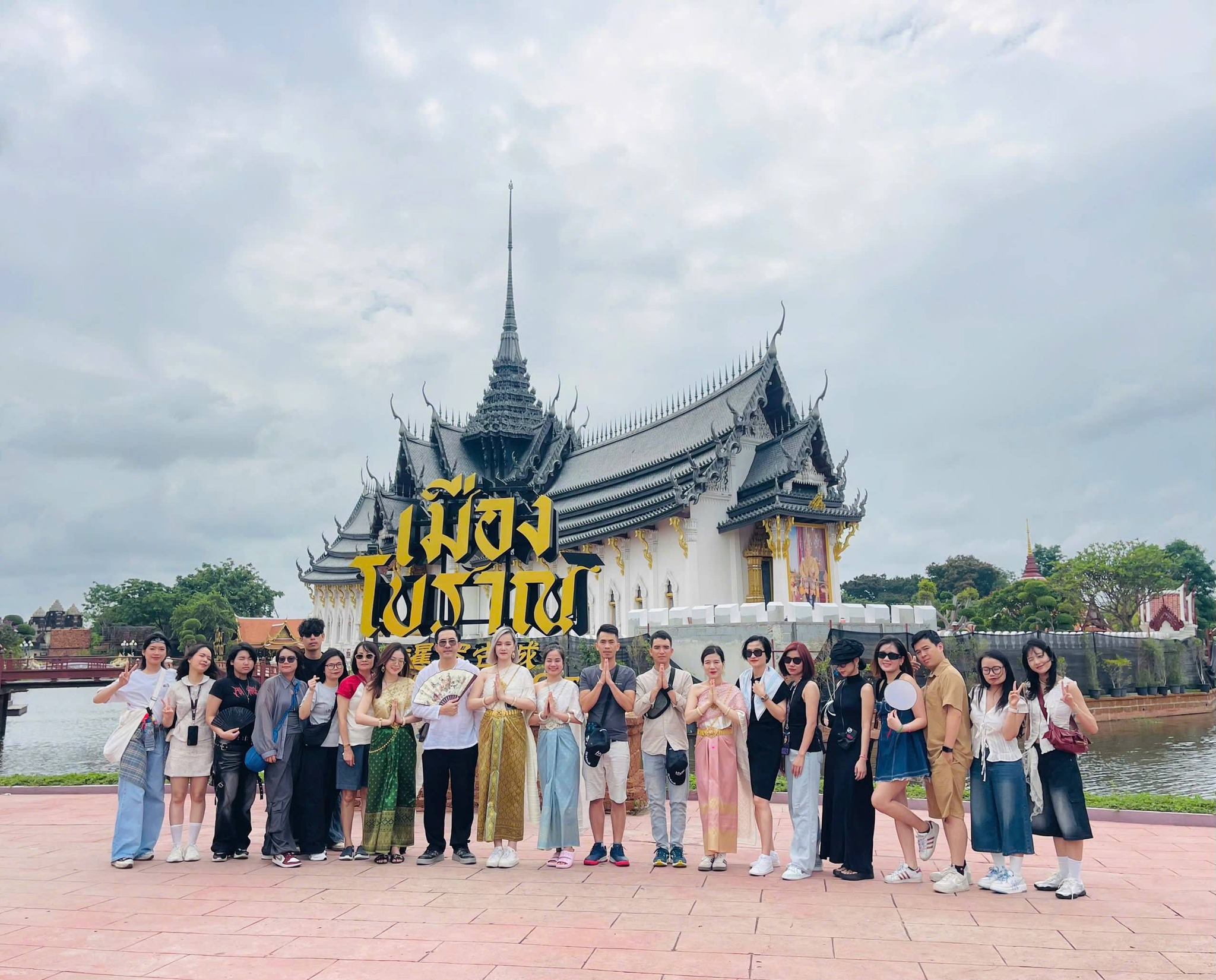 Tour Thái Lan HVN Travel