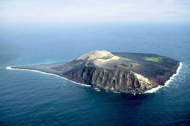 Đảo núi lửa Surtsey – Cấm địa kỳ bí của giới khoa học ngoài khơi Iceland