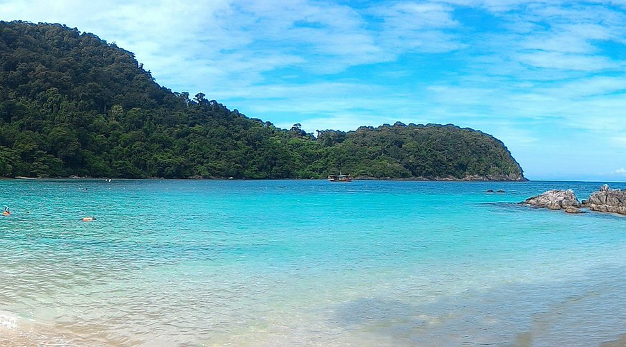 Hành Trình Khám Phá Hai Điểm Đến