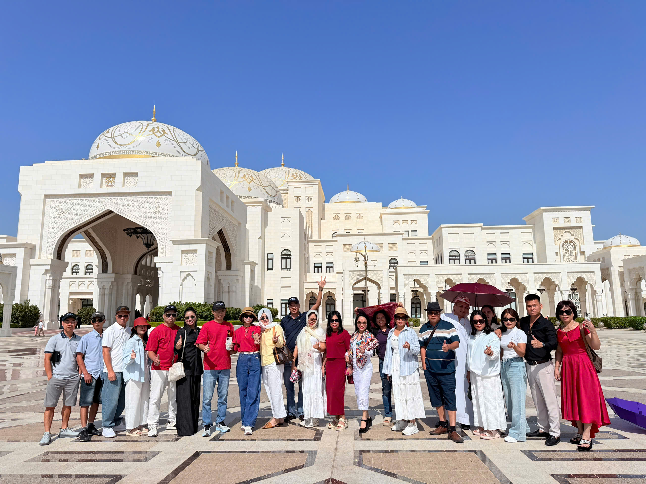 TOUR VIP 5* DU LỊCH DUBAI – SAFARI – ABUDHABI(6N5Đ) BAY THẲNG HÀNG KHÔNG EMIRATES&nbsp;5*