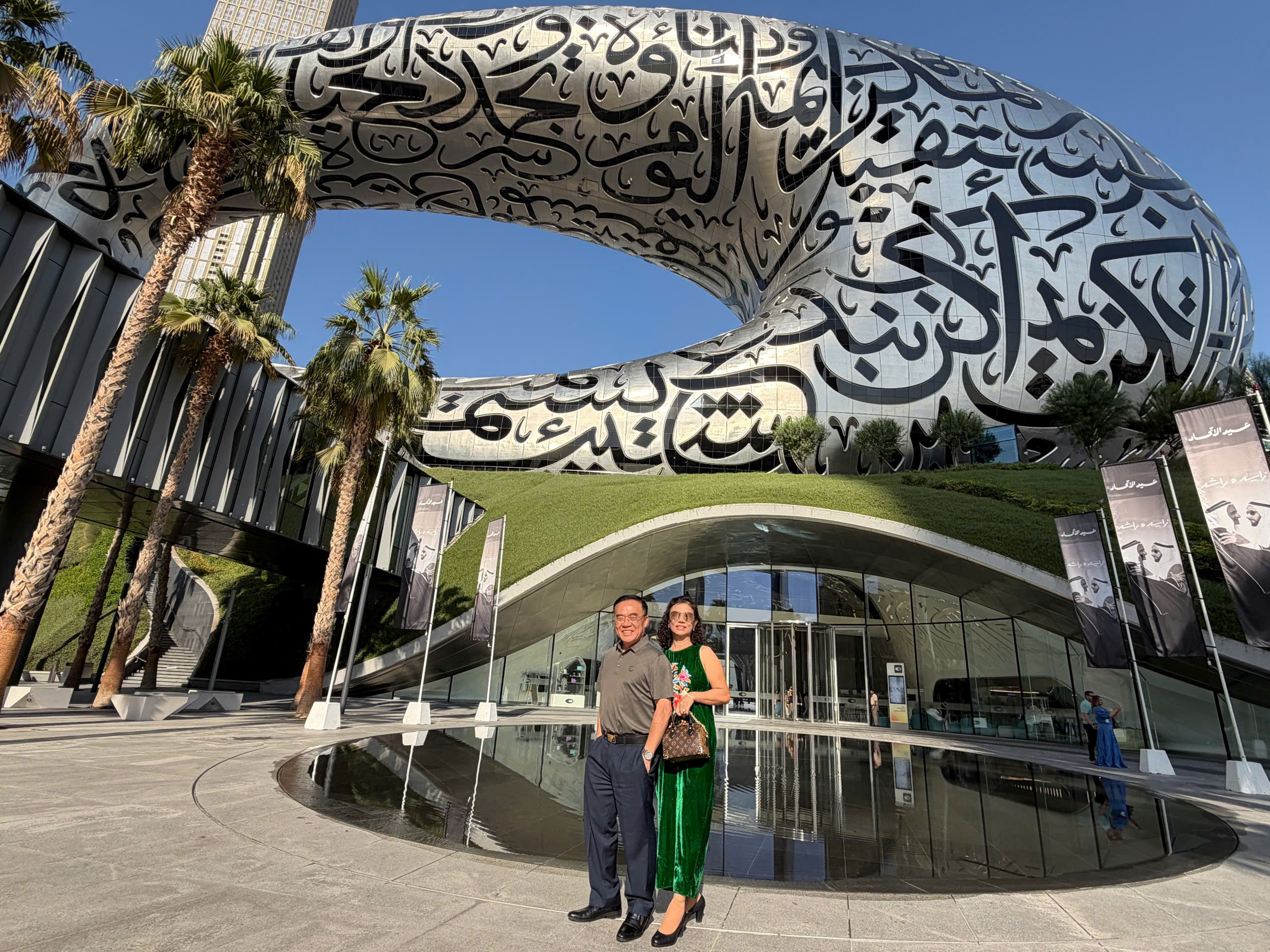 TOUR VIP 5* DU LỊCH DUBAI – SAFARI – ABUDHABI(6N5Đ) BAY THẲNG HÀNG KHÔNG EMIRATES&nbsp;5*