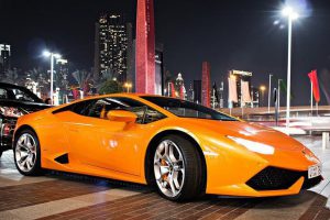 Thuê siêu xe Lamborghini lướt phố Dubai chưa đầy 4 tiếng, đã bị phạt tới 1 tỷ đồng vì đi quá tốc độ