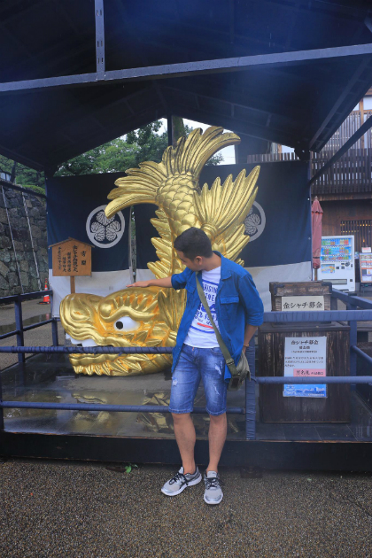 Cá kình nổi tiếng của đền Nagoya. Ảnh: Tugo.