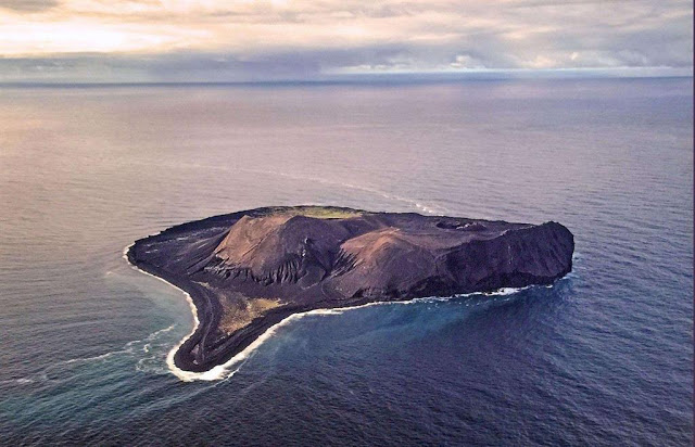 Đảo núi lửa Surtsey – Cấm địa kỳ bí của giới khoa học ngoài khơi Iceland