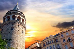 Choáng ngợp trước vẻ đẹp của những tòa tháp nổi tiếng nhất Istanbul