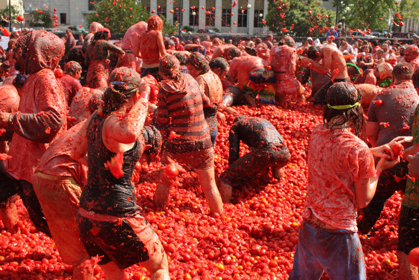 Lễ hội ném cà chua Tây Ban Nha